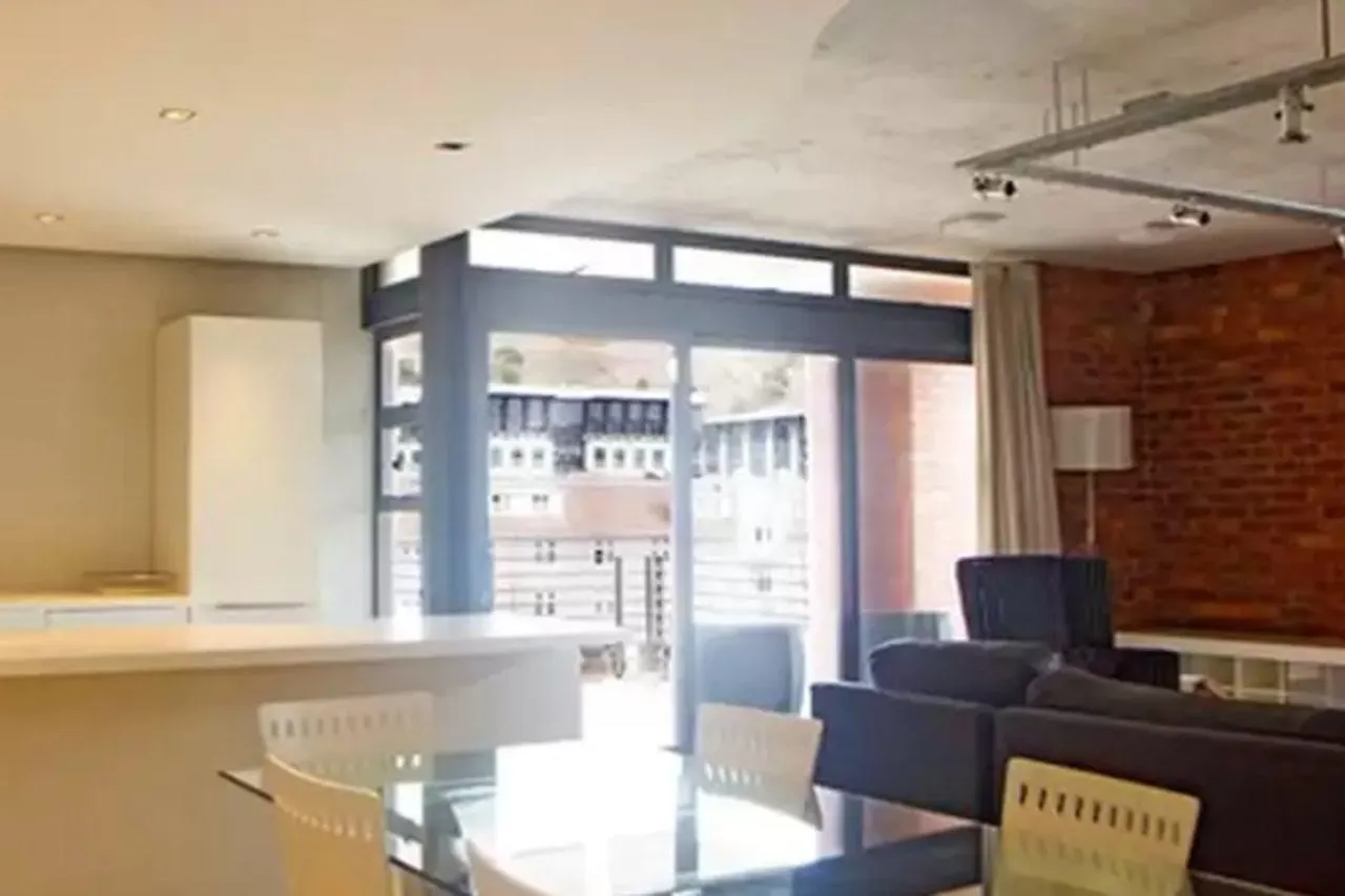 Itc Hospitality Group Two Bedrooms Metropollis Building Kapstadt Südafrika